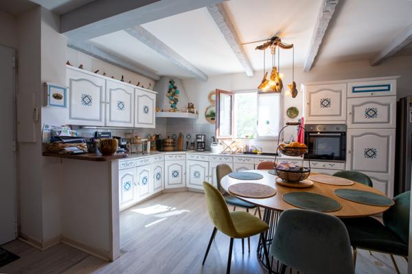 Maison
         6 pièces
        - 108 m² Exclusivité 485 000 € *