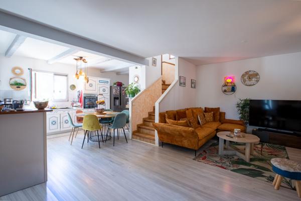 Maison
         6 pièces
        - 108 m² Exclusivité 485 000 € *