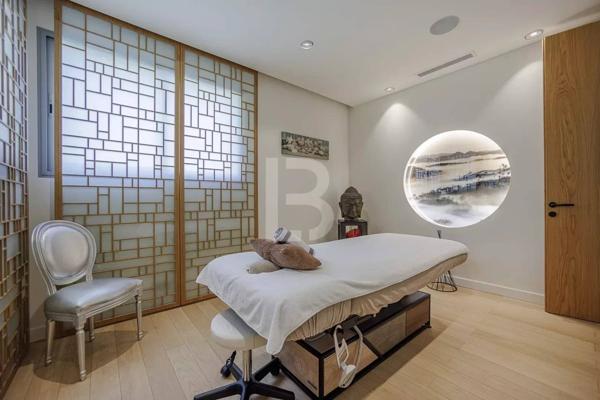 Superbe villa avec piscine dans les collines de Vallauris