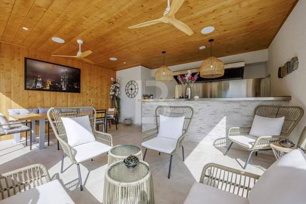 Superbe villa avec piscine dans les collines de Vallauris