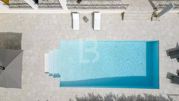 Superbe villa avec piscine dans les collines de Vallauris