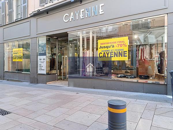 Local Commercial - 110 m²