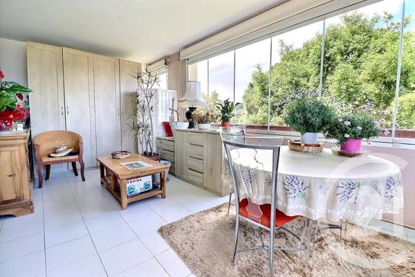 Appartement T2 à vendre  2 pièces - 64,27 m 2   ROQUEBRUNE SUR ARGENS  - 83
