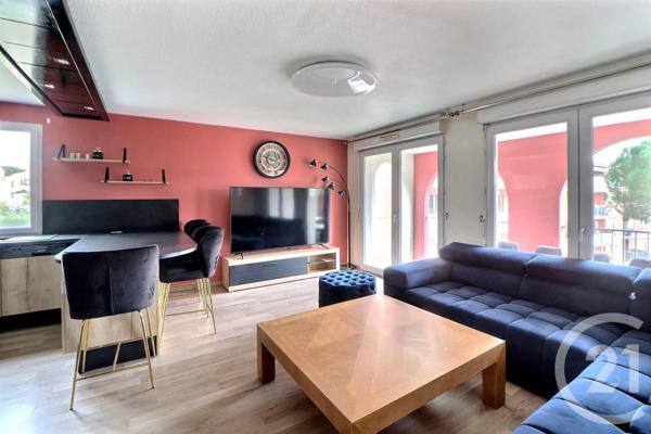 Appartement T2 à vendre  2 pièces - 64,27 m 2   ROQUEBRUNE SUR ARGENS  - 83
