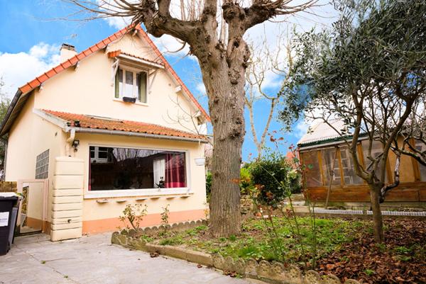 MAISON SAINTE GENEVIEVE DES BOIS - SOUS-SOL TOTAL - VERANDA