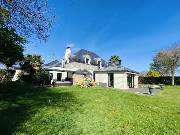 Maison contemporaine de 252 m²