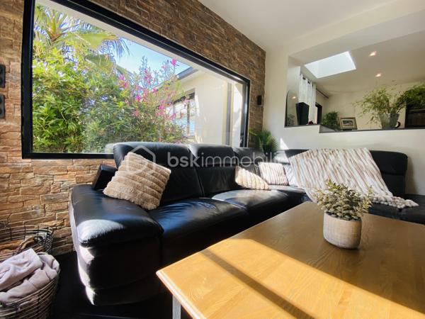 Maison contemporaine de 252 m²