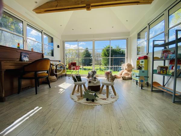 Maison contemporaine de 252 m²