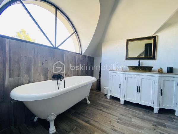 Maison contemporaine de 252 m²