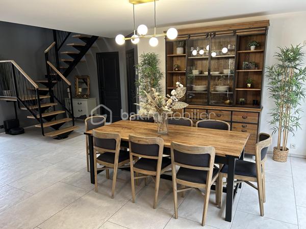 Maison contemporaine de 252 m²