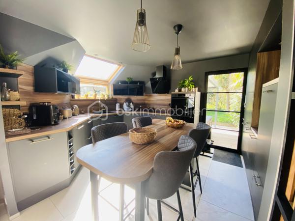 Maison contemporaine de 252 m²