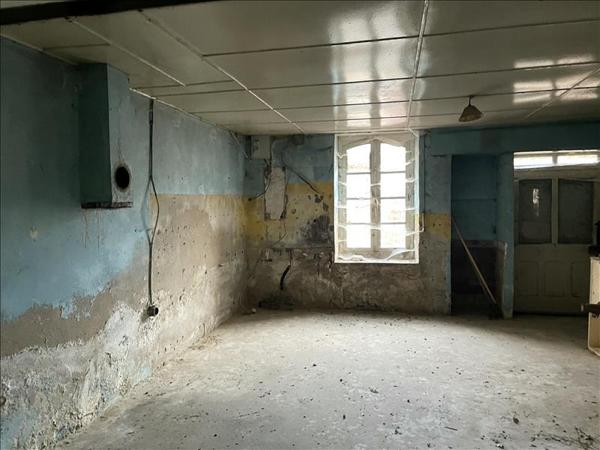 Maison à vendre |  Domérat |  1 pièce | 50 m²