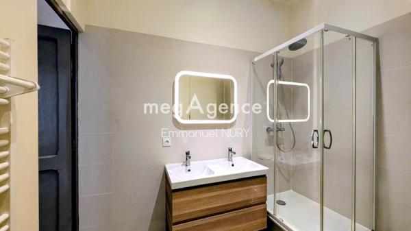 Appartement à LYON 6E ARRONDISSEMENT, 69006 - 3 pièces 62m²