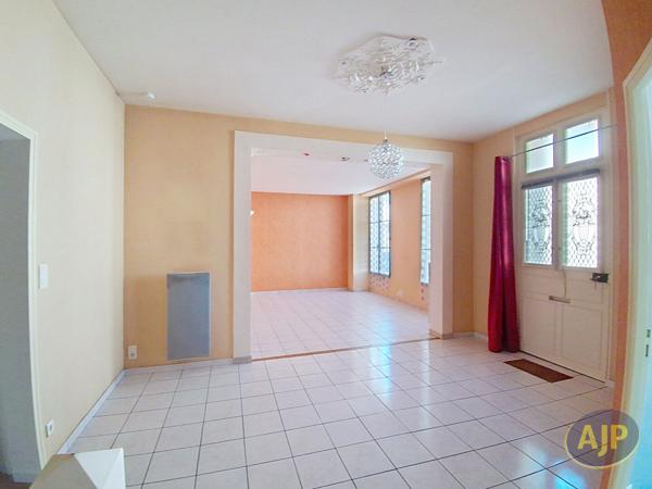 Vente maison Bellevigny : 196 000 € - AJP Immobilier La Roche-sur-Yon