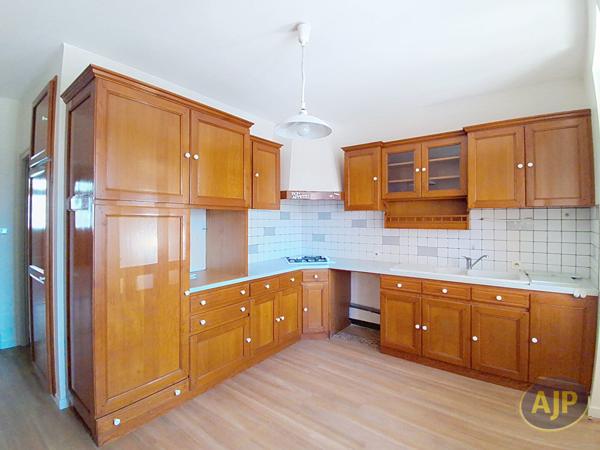 Vente maison Bellevigny : 196 000 € - AJP Immobilier La Roche-sur-Yon