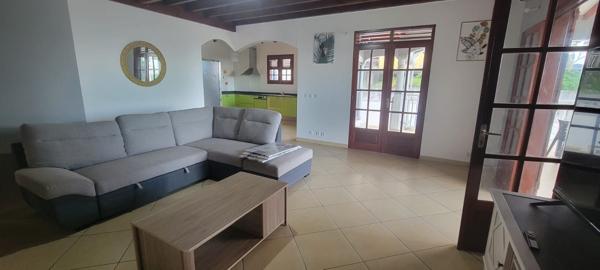 Baie-Mahault (97122) Spacieux T4 + mezzanine vue mer