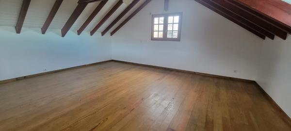 Baie-Mahault (97122) Spacieux T4 + mezzanine vue mer