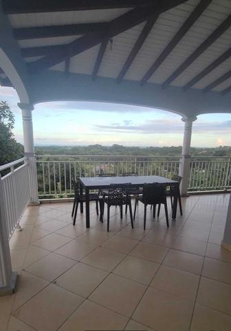 Baie-Mahault (97122) Spacieux T4 + mezzanine vue mer