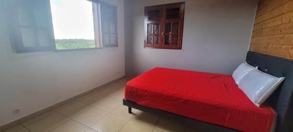 Baie-Mahault (97122) Spacieux T4 + mezzanine vue mer