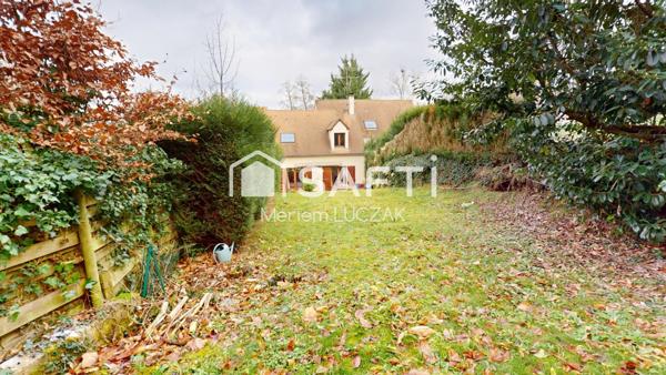 Maison familiale au calme à 10 min à pied du centre et des commerces (visite virtuelle 3D disponible)