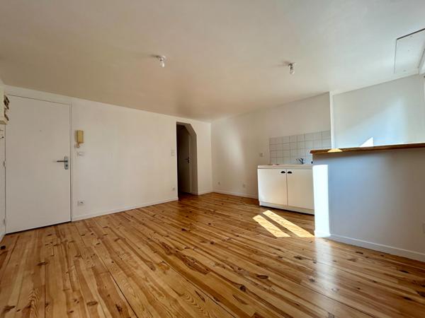 T2 refait à neuf proche centre ville d'Elbeuf