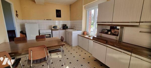 LA GUERCHE DE BGNE - Campagne - Maison avec dépendances et terrain