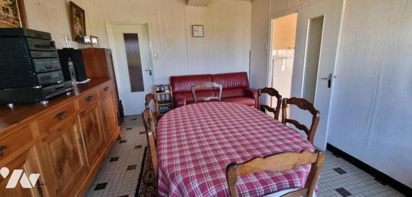 LA GUERCHE DE BGNE - Campagne - Maison avec dépendances et terrain