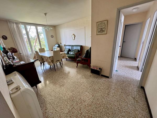 Appartement Nimes 4 pièce(s) 67.44 m2