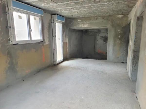 Appartement Cagnes Sur Mer 4 pièces 105 m2, jardin 350m2 et 2 places de parking