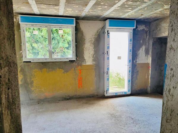 Appartement Cagnes Sur Mer 4 pièces 105 m2, jardin 350m2 et 2 places de parking