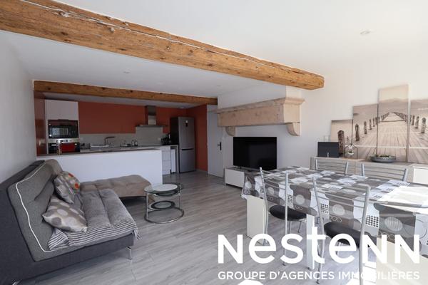 EXCLUSIVITÉ  ! Ensemble immobilier : 2 maisons sur 1 500 m² de terrain clos au centre de FEILLENS  + Dépendances