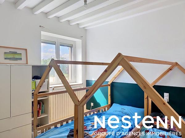 EXCLUSIVITÉ  ! Ensemble immobilier : 2 maisons sur 1 500 m² de terrain clos au centre de FEILLENS  + Dépendances