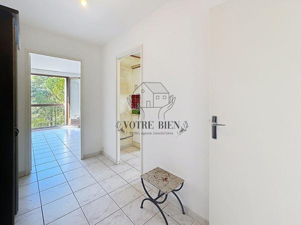 Appartement Manosque 4 pièce(s) 83.05 m2 - TERRASSE - CAVE - STATIONNEMENT