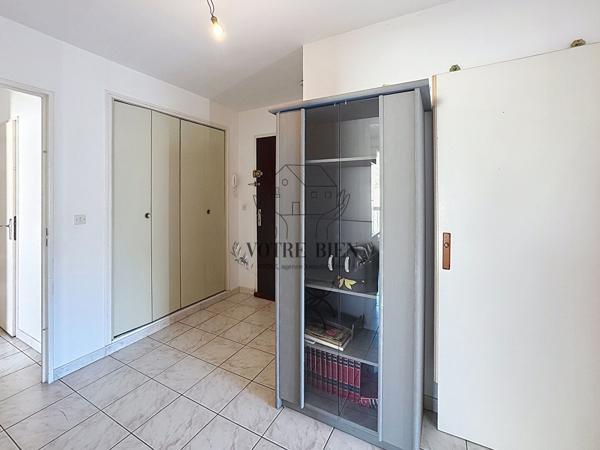 Appartement Manosque 4 pièce(s) 83.05 m2 - TERRASSE - CAVE - STATIONNEMENT