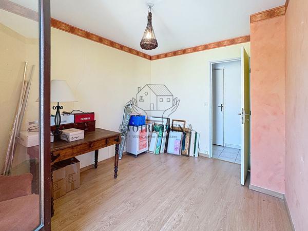 Appartement Manosque 4 pièce(s) 83.05 m2 - TERRASSE - CAVE - STATIONNEMENT