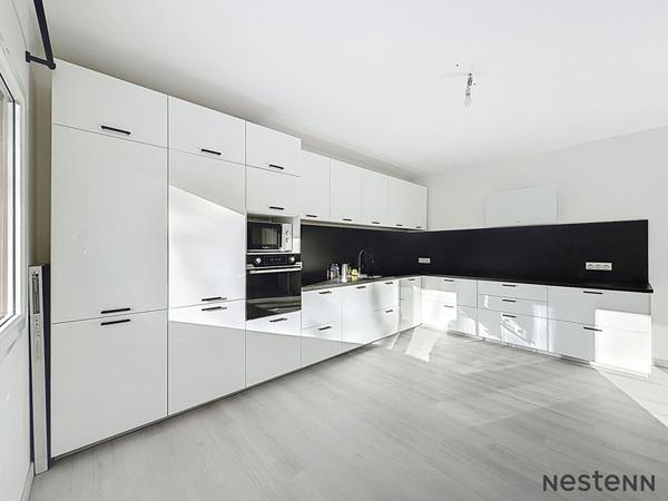 EXCLUSIVITÉ NESTENN ! SUPERBE APPARTEMENT DE 5 PIÈCES AU 1ER ÉTAGE ? RÉSIDENCE LES CHAMPS ÉLYSÉES, COURS FAURIEL, SAINT-ÉTIENNE