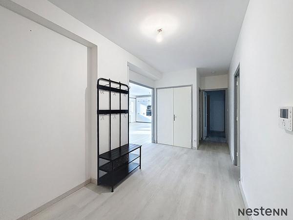 EXCLUSIVITÉ NESTENN ! SUPERBE APPARTEMENT DE 5 PIÈCES AU 1ER ÉTAGE ? RÉSIDENCE LES CHAMPS ÉLYSÉES, COURS FAURIEL, SAINT-ÉTIENNE