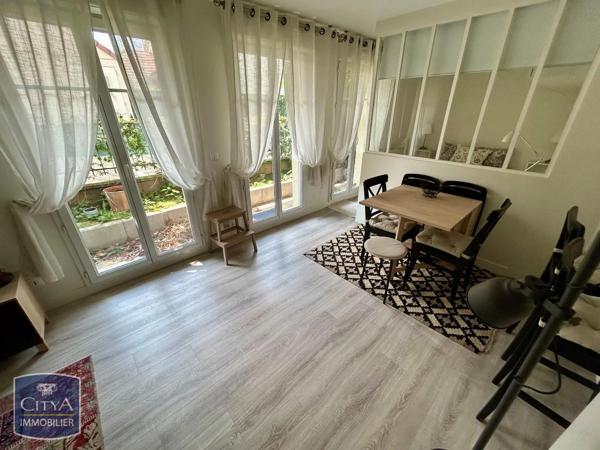 Appartement à louer 2 pièces 35.13m² Trappes (78190)
