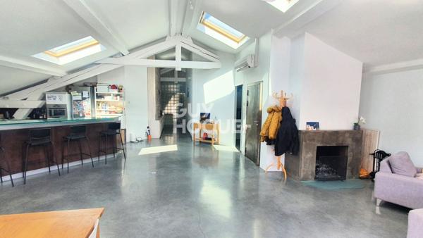 Loft en rooftop à vendre à OULLINS 181 m² (207 m² au sol) et terrasse plein Sud de 80m²