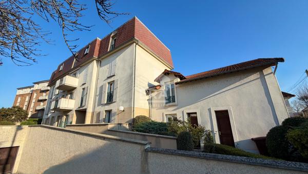 Appartement Corbeil Essonnes 2 pièce(s) 45.09 m2