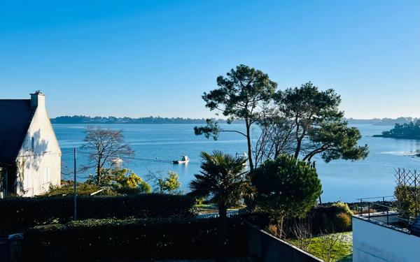 Maison à vendre    6 pièces •  Larmor-Baden