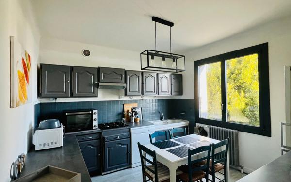 Maison à vendre    6 pièces •  Larmor-Baden