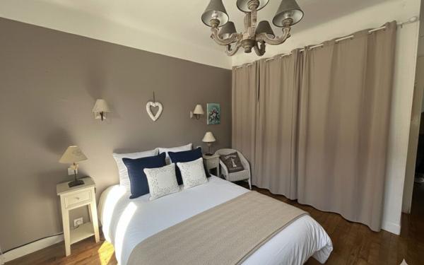 Maison à vendre    6 pièces •  Larmor-Baden