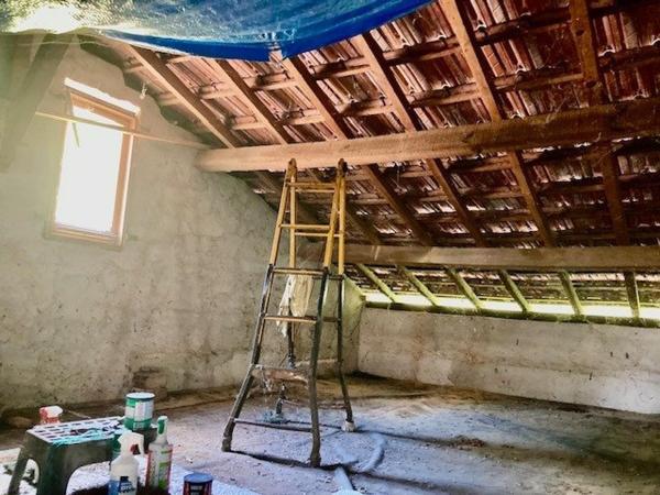 MAISON A RENOVER SUR TERRAIN DE 13960 m2
