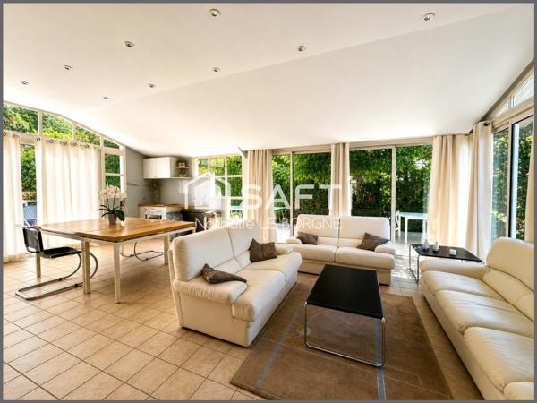 Belle villa 5 chambres danc parc arboré