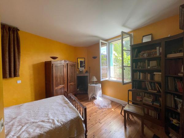 Belle propriété avec terrasse et jardin à Dieulefit