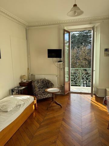 studio idéalement situé dans un immeuble de caractère.