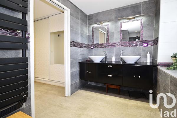 Maison à vendre 6 pièces 126 m² Verneuil-l'Étang