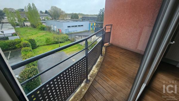 SAINTE-LUCE-SUR-LOIRE ? Appartement T1 bis aménagé en T2 avec terrasse et garage fermé