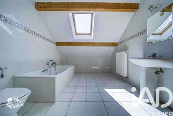 Maison à vendre 9 pièces 295 m² Scy-Chazelles